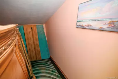 7704 Aquatic Drive, Arverne, NY 11692 - Photo 22