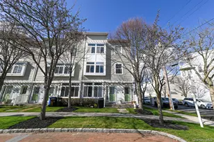 77-04 Aquatic Dr, Arverne, NY 11692 - Photo 1
