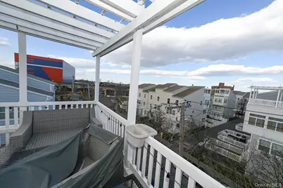 7704 Aquatic Drive, Arverne, NY 11692 - Photo 24