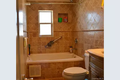 13-31 209th St, Bayside, NY 11360 - Photo 16
