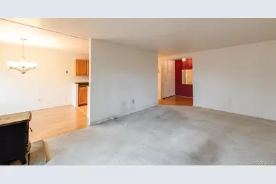 3 Hook Road #15D, Poughkeepsie, NY 12601 - Photo 8