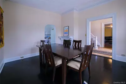 128 Lakeview Avenue, Valhalla, NY 10595 - Photo 8