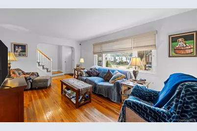 170 Woodbine Avenue, Merrick, NY 11566 - Photo 10