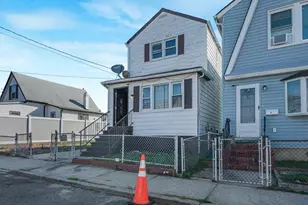 91 Elzey Ave, Elmont, NY 11003 - Photo 4