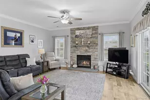 549 Highland Ct, Moriches, NY 11955 - Photo 12