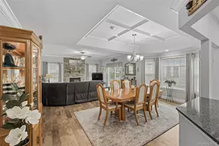 549 Highland Ct, Moriches, NY 11955 - Photo 4