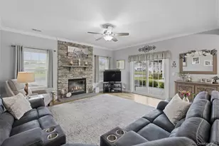 549 Highland Ct, Moriches, NY 11955 - Photo 10