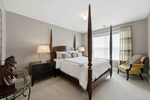 14 Southview Cir, Lake Grove, NY 11755 - Photo 22