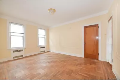 88-59 82nd Avenue, Glendale, NY 11385 - Photo 6