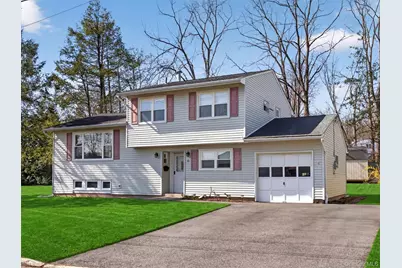 15 Cypress Lane, Orangeburg, NY 10962 - Photo 1