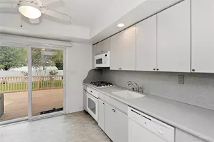 72 Woolsey Ave, Glen Cove, NY 11542 - Photo 16