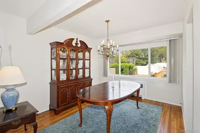 72 Woolsey Avenue, Glen Cove, NY 11542 - Photo 10
