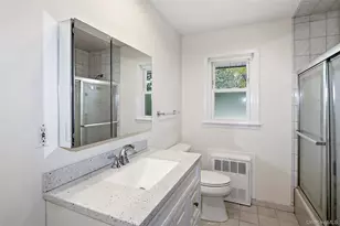 72 Woolsey Ave, Glen Cove, NY 11542 - Photo 20