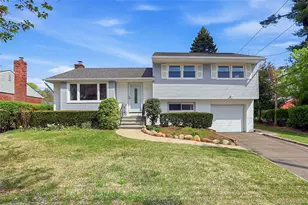 72 Woolsey Ave, Glen Cove, NY 11542 - Photo 2