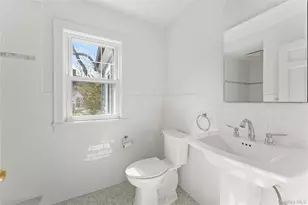 18 Wellyn Rd, Bronxville, NY 10708 - Photo 18