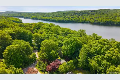 65 Laurelton Road, Mount Kisco, NY 10549 - Photo 24
