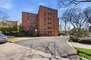 161 Pearsall Dr, Mount Vernon, NY 10552 - Photo 22