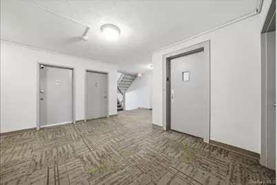 161 Pearsall Drive #2B, Mount Vernon, NY 10552 - Photo 6