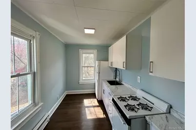 206-208 W Main Street #3, Port Jervis, NY 12771 - Photo 2