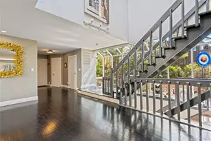 114 The Crescent, Roslyn Heights, NY 11577 - Photo 16