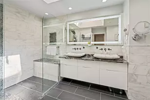 114 The Crescent, Roslyn Heights, NY 11577 - Photo 20