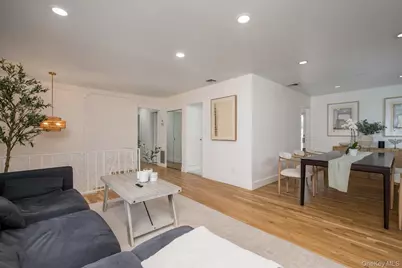 2959 Clubhouse Road, Merrick, NY 11566 - Photo 6