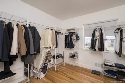 2959 Clubhouse Road, Merrick, NY 11566 - Photo 14