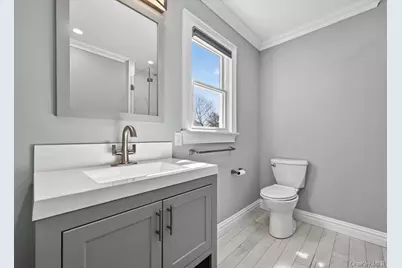 27 Pacific Avenue, Nanuet, NY 10954 - Photo 26