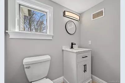 27 Pacific Avenue, Nanuet, NY 10954 - Photo 20