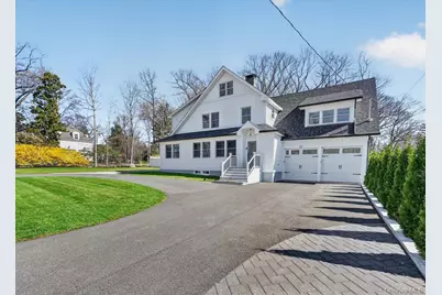 27 Pacific Avenue, Nanuet, NY 10954 - Photo 2