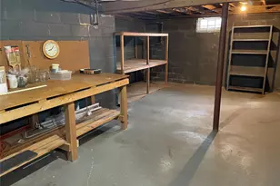 152 N Fulton Ave, Lindenhurst, NY 11757 - Photo 22