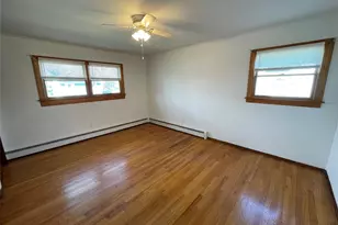 152 N Fulton Ave, Lindenhurst, NY 11757 - Photo 20