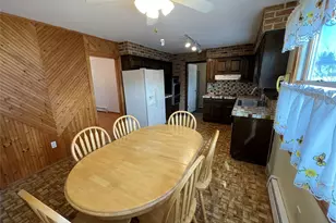 152 N Fulton Ave, Lindenhurst, NY 11757 - Photo 8