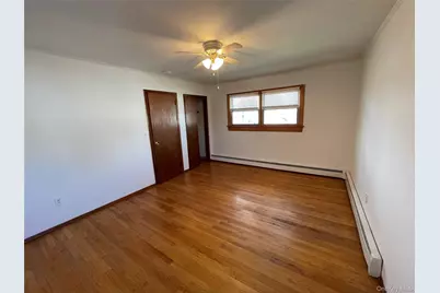 152 N Fulton Avenue, Lindenhurst, NY 11757 - Photo 18