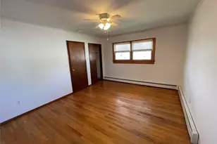 152 N Fulton Ave, Lindenhurst, NY 11757 - Photo 18