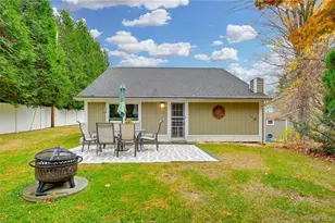 24 Baldwin Ln, Mahopac, NY 10541 - Photo 2