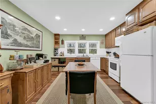 24 Baldwin Ln, Mahopac, NY 10541 - Photo 8