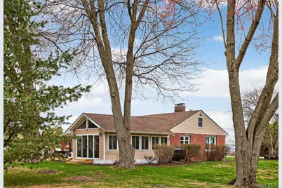 8 Francis Street, Newburgh, NY 12550 - Photo 22