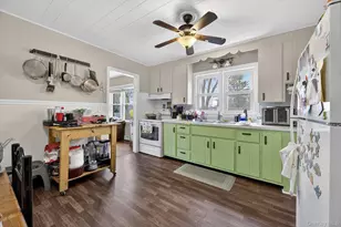 8 Francis St, Newburgh, NY 12550 - Photo 6