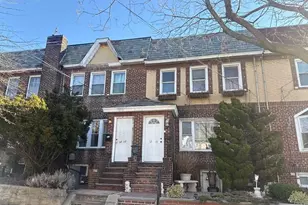 32-12 Baywater Ct, Far Rockaway, NY 11691 - Photo 2