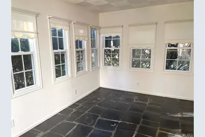 106 Trumbull Road, Manhasset, NY 11030 - Photo 6