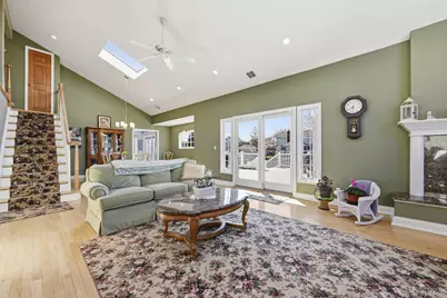 133 Thornwood Road, Massapequa Park, NY 11762 - Photo 8