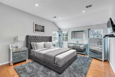 18 Daisy Court, Farmingdale, NY 11735 - Photo 24