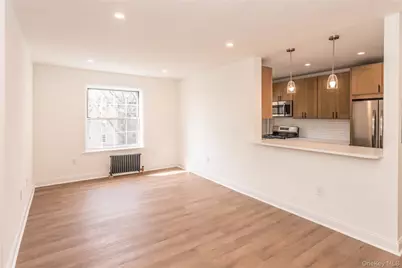 55-23 31 Avenue #4, Woodside, NY 11377 - Photo 4