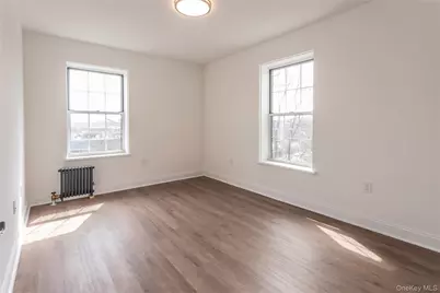 55-23 31 Avenue #4, Woodside, NY 11377 - Photo 18