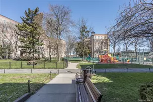 55-23 31st Ave, Woodside, NY 11377 - Photo 28