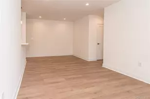 55-23 31st Ave, Woodside, NY 11377 - Photo 8