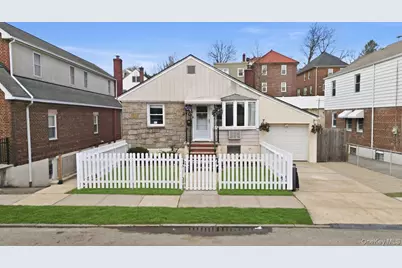 75 Woodlawn Avenue, Yonkers, NY 10704 - Photo 2