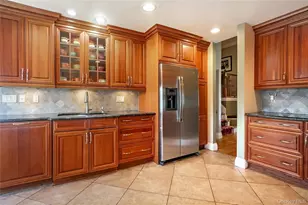 37 Winthrop Rd, Plainview, NY 11803 - Photo 10