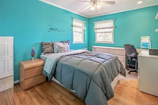 37 Winthrop Rd, Plainview, NY 11803 - Photo 16